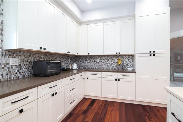 145 W River Street, Upton, MA 01568