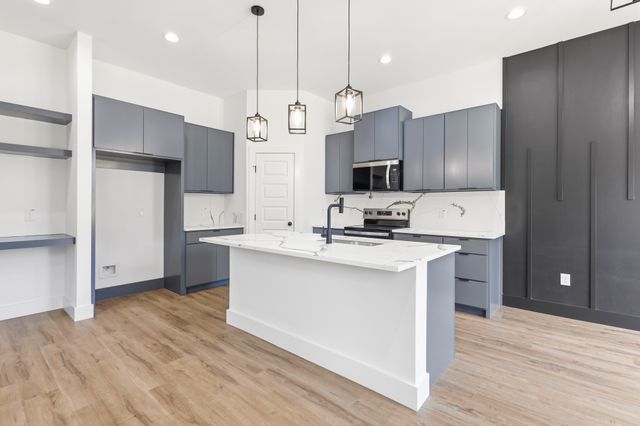 1634 Marfa Avenue, Dallas, TX 75216