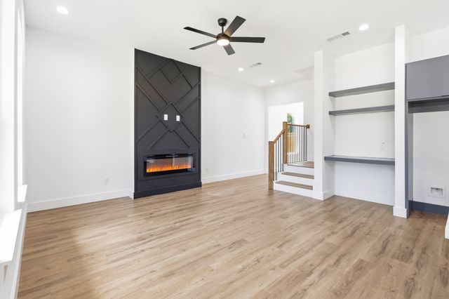 1634 Marfa Avenue, Dallas, TX 75216