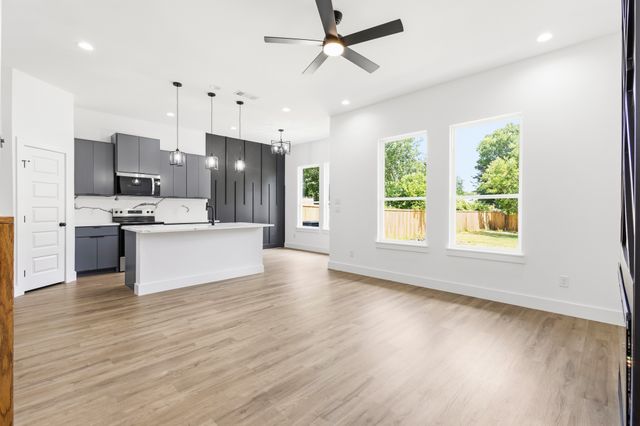 1634 Marfa Avenue, Dallas, TX 75216