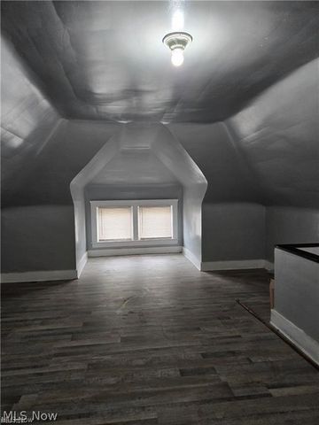 9502 Empire Avenue, Cleveland, OH 44108