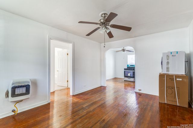 618 PORTER ST, San Antonio, TX 78210