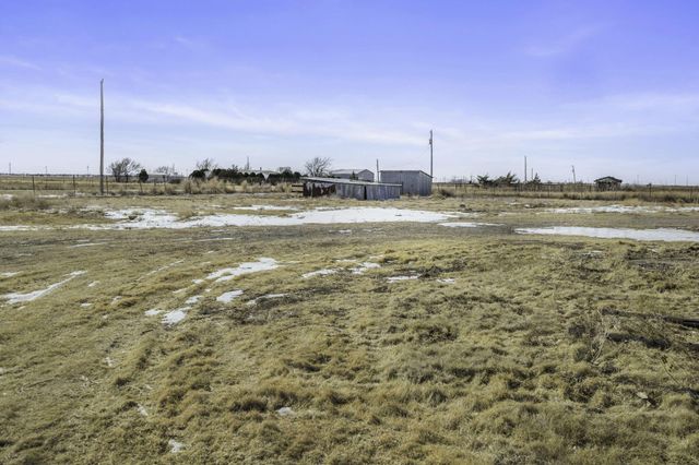 8275 County Road 4, Pampa, TX 79065