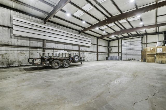 8275 County Road 4, Pampa, TX 79065