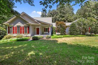 207 Olympia Drive, Mooresville, NC 28117