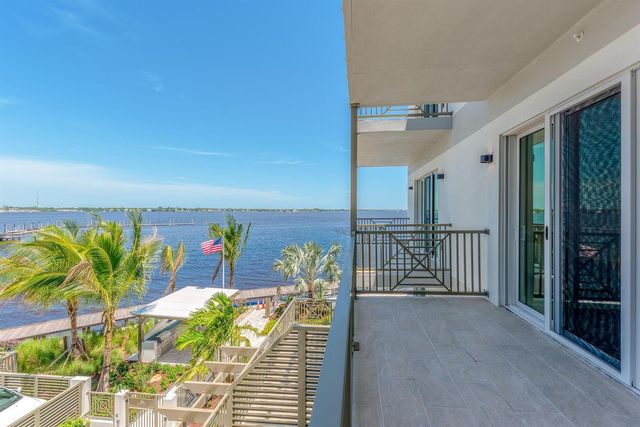 41 SW Seminole Street 305, Stuart, FL 34994