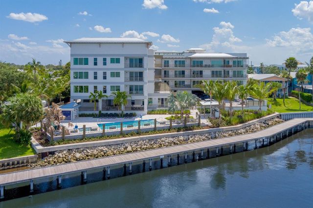 41 SW Seminole Street 305, Stuart, FL 34994