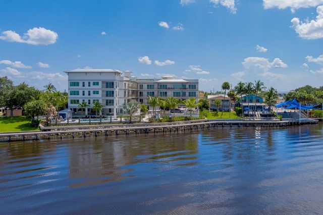 41 SW Seminole Street 305, Stuart, FL 34994