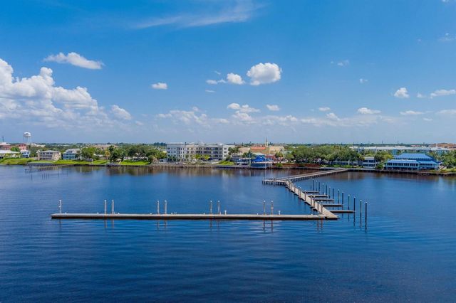 41 SW Seminole Street 305, Stuart, FL 34994
