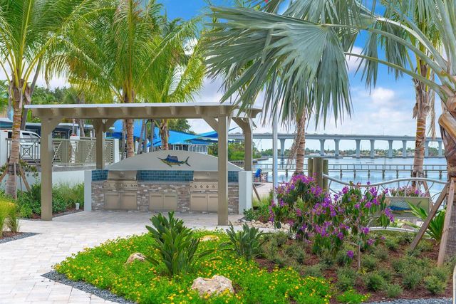41 SW Seminole Street 305, Stuart, FL 34994
