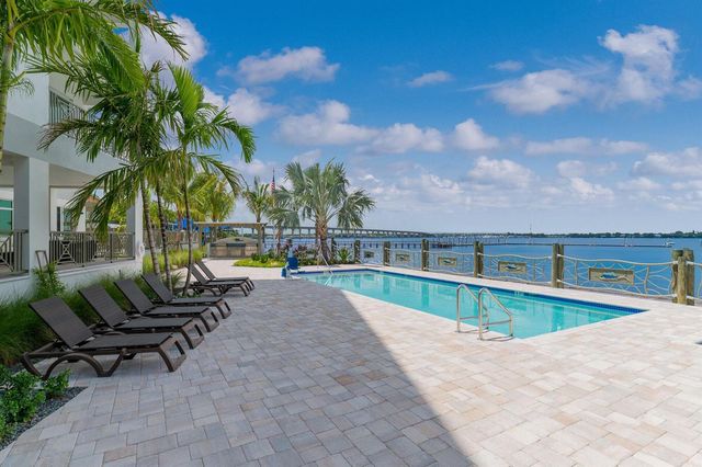 41 SW Seminole Street 305, Stuart, FL 34994