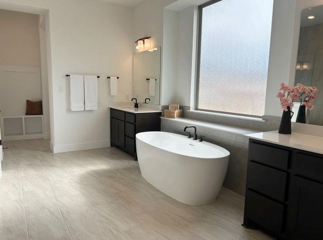 1521 Jolie Rose BND, Leander, TX 78641