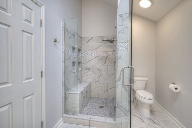 204 Hogan Ln, Columbia, TN 38401