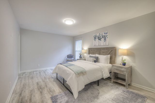 204 Hogan Ln, Columbia, TN 38401