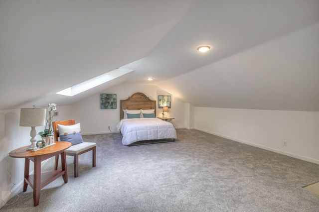 204 Hogan Ln, Columbia, TN 38401