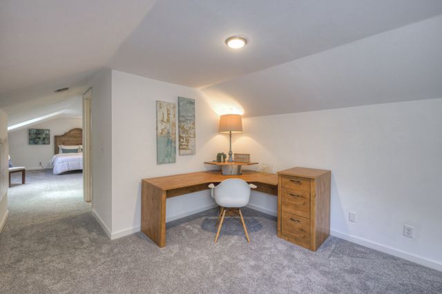 204 Hogan Ln, Columbia, TN 38401