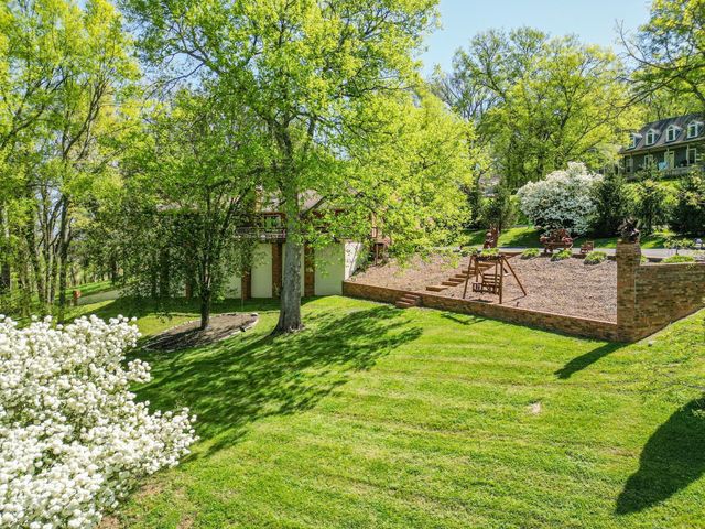 204 Hogan Ln, Columbia, TN 38401