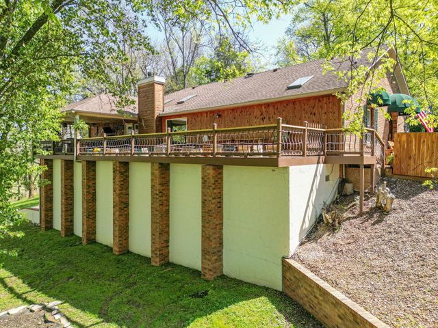 204 Hogan Ln, Columbia, TN 38401