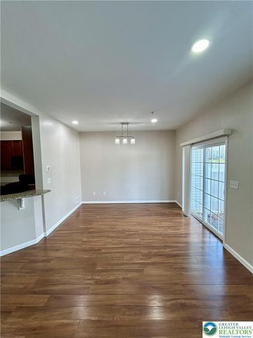 306 Milkweed Drive, Upper Macungie Twp, PA 18104