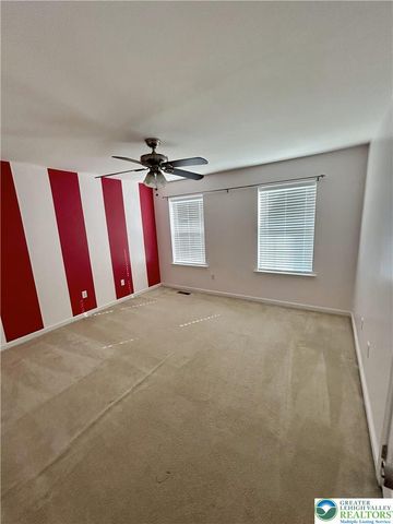 306 Milkweed Drive, Upper Macungie Twp, PA 18104