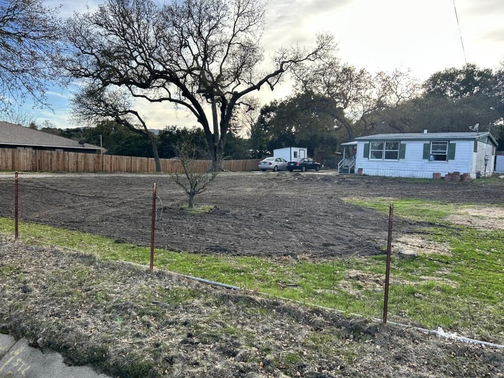 10050 W Front Road, Atascadero, CA 93422