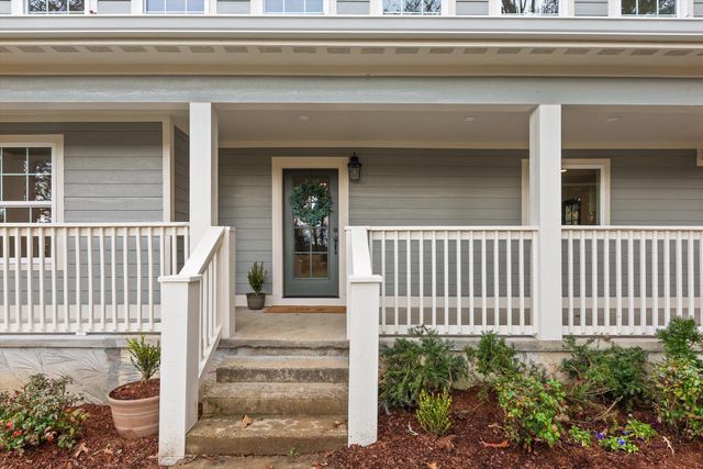 9049 Brittany Farm Lane, Ooltewah, TN 37363