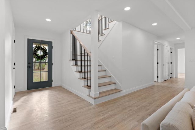 9049 Brittany Farm Lane, Ooltewah, TN 37363