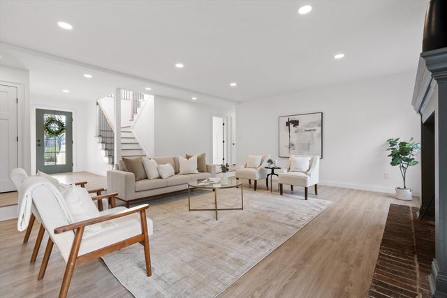 9049 Brittany Farm Lane, Ooltewah, TN 37363