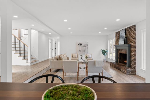 9049 Brittany Farm Lane, Ooltewah, TN 37363