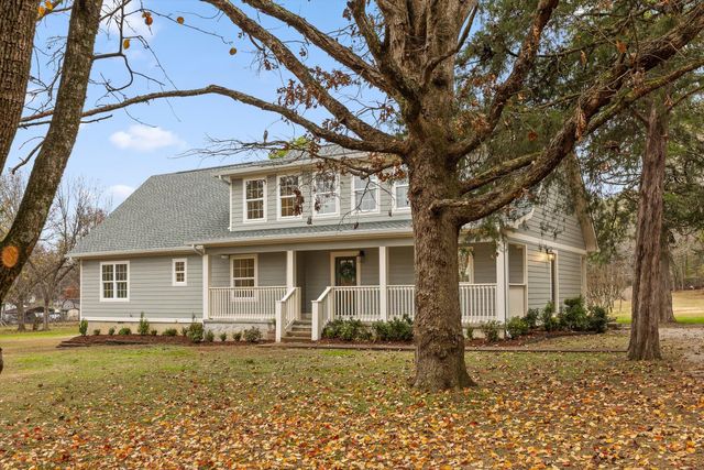 9049 Brittany Farm Lane, Ooltewah, TN 37363