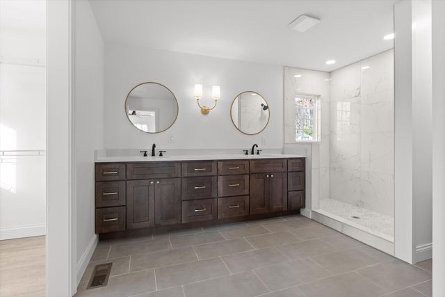 9049 Brittany Farm Lane, Ooltewah, TN 37363