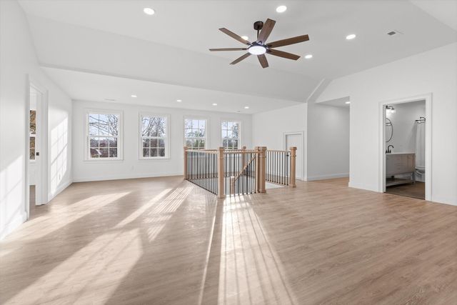 9049 Brittany Farm Lane, Ooltewah, TN 37363