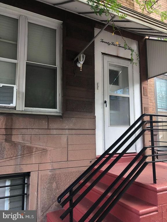2523 S 16TH ST, Philadelphia, PA 19145