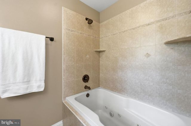 11612 LONGSTREET DR, Spotsylvania, VA 22551