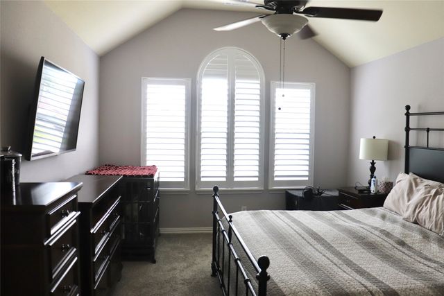 1222 Belmont Drive, Grand Prairie, TX 75052