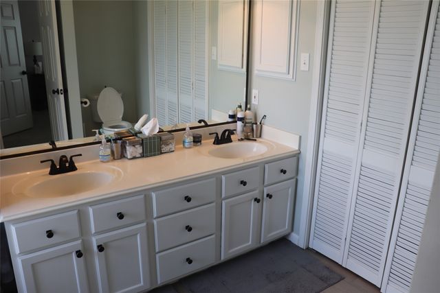 1222 Belmont Drive, Grand Prairie, TX 75052