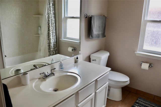 1222 Belmont Drive, Grand Prairie, TX 75052