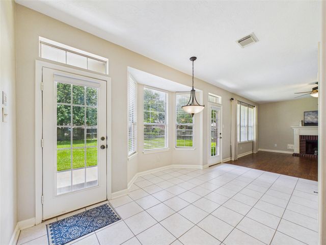 1711 Brill Drive, Friendswood, TX 77546