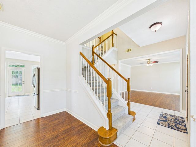 1711 Brill Drive, Friendswood, TX 77546