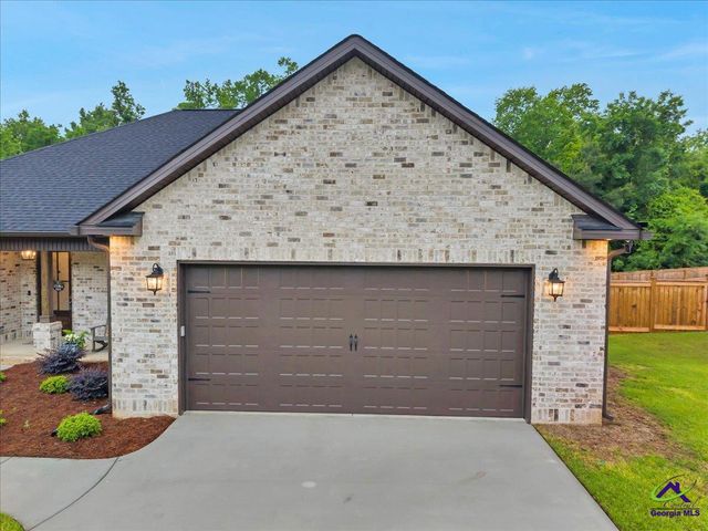 519 Liberty Hall Drive, Bonaire, GA 31005
