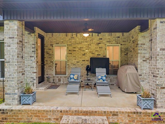 519 Liberty Hall Drive, Bonaire, GA 31005