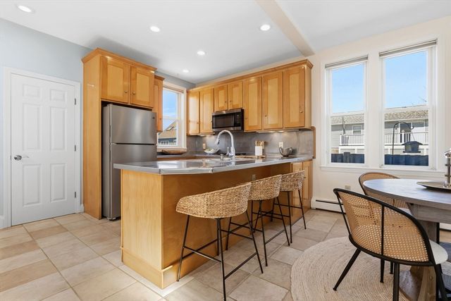 16 Harvard Way, Newbury, MA 01951