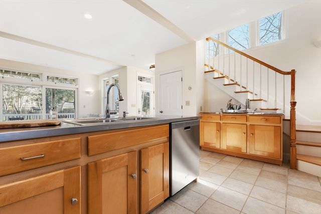 16 Harvard Way, Newbury, MA 01951