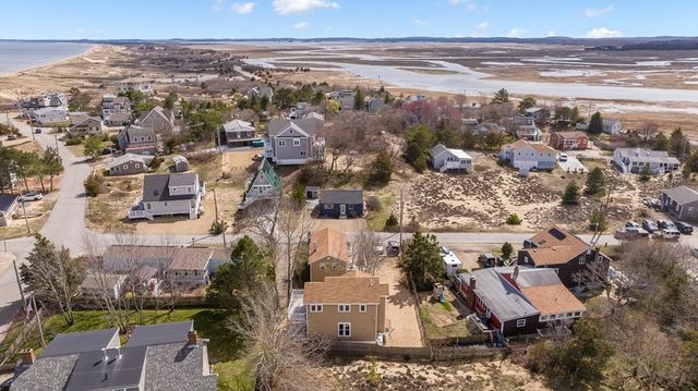 16 Harvard Way, Newbury, MA 01951