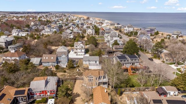 16 Harvard Way, Newbury, MA 01951