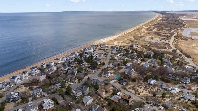 16 Harvard Way, Newbury, MA 01951