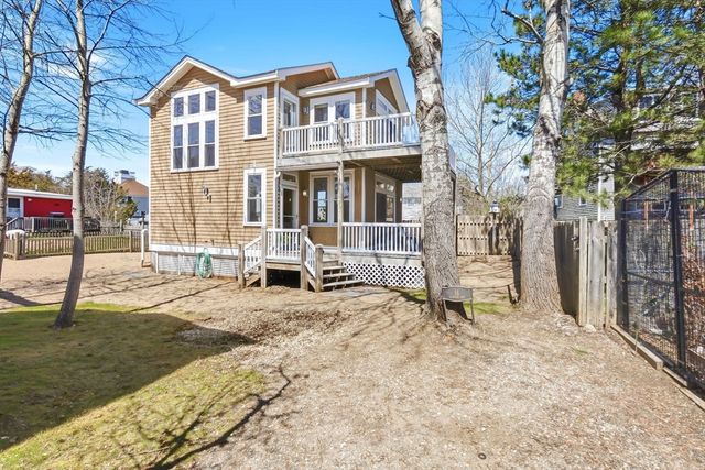 16 Harvard Way, Newbury, MA 01951