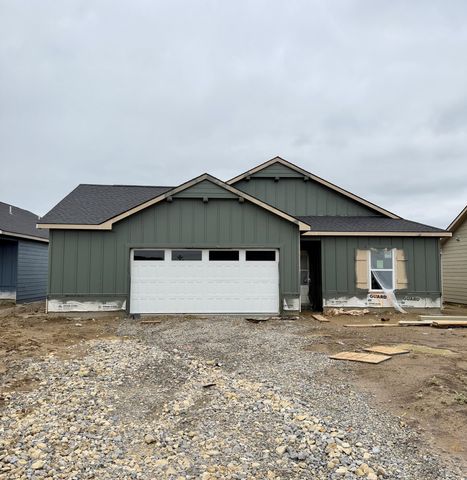 319 N Woodstone St, Derby, KS 67037