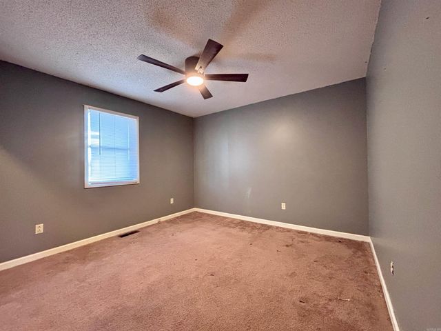 410 E Elm St, Walnut Ridge, AR 72476