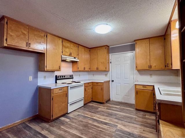 410 E Elm St, Walnut Ridge, AR 72476